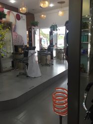 -佰亿Salon·烫染造型