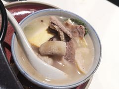 -泓0871臻选云南菜·味庄
