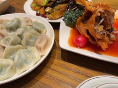 -泉畔人家·老济南经典鲁菜(大明湖店)