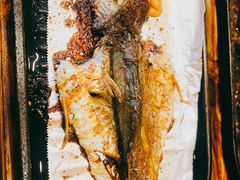 东镇给力烤鱼-老东镇啤酒屋海鲜加工·蒸汽海鲜·海鲜烧烤(台东店)