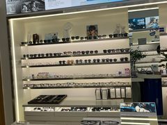 -视野联行眼镜·蔡司·尼康战略合作店(城西银泰店)