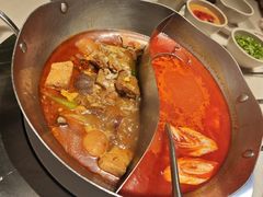 -左庭右院鲜牛肉火锅(浦江欢乐颂店)