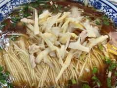 扁尖肉丝面-伟记奥面馆(养育巷店)