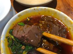 -四小区火锅·巷子里的重庆火锅(花照壁店)