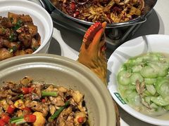 -绿草地·湘菜(7mall店)