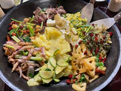 -丁姨妈贵州臭豆腐烙锅(甲秀楼店)