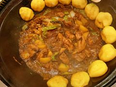 -果松木炭酸菜铜火锅·外婆参鸡汤