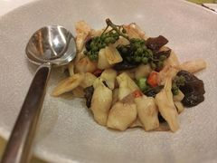 -湖影中餐厅·南京金茂威斯汀大酒店