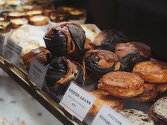 梳起不嫁-Keong Saik Bakery