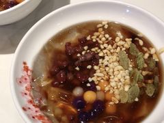 -渝是乎川渝小炒(新世界百货望京店)