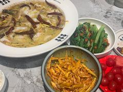 -渔语鱼新川菜Bistro(万象天地店)