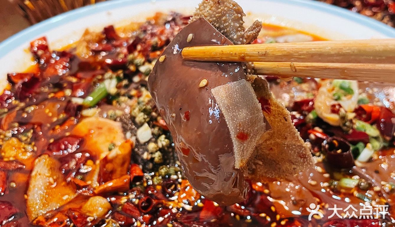 魔都网红川菜来湖州啦！比脸盆还大的辣子鸡你吃过吗？