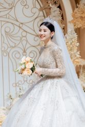 -艾米丽婚纱礼服