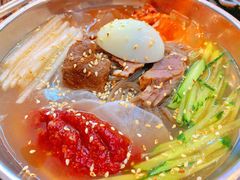 -青瓦炭韩潮烤肉(花园道店)