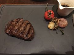 -恰餐厅及酒吧 CHAR Bar & Grill (北京丽都皇冠假日店)
