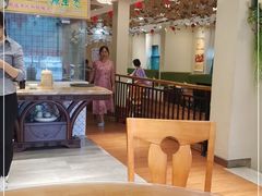 大堂-丹江口渔村·湘味厨房(桃园店)