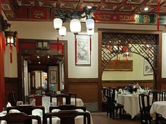 -梅龙镇酒家(南京西路总店)