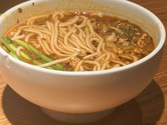 小锅米线-云海肴·汽锅鸡·云南菜(高德置地店)