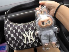 -泡泡玛特POPMART(武汉新天地南馆店)