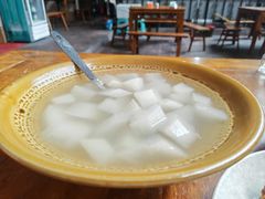 -茅屋大酒店