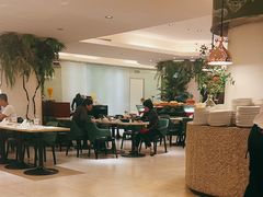 -亮马河饭店翠雅咖啡厅