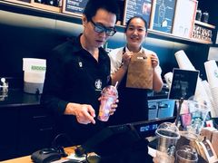 -星巴克臻选(华堂·新辰汇店)
