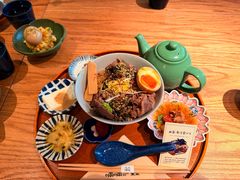 -啢啢茶寮(芳华横街店)