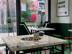 -晓彭肥肠鸡·泡椒鸡火锅(水木天地店)