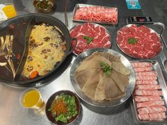 -鹿鸣山草本茶香火锅(园西路店)