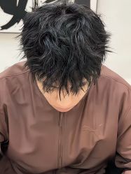 -宫铭烫发染发接发店