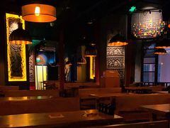 -Helens海伦司小酒馆(上海东明广场店)