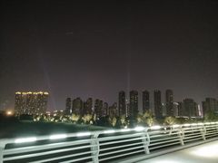 -南京眼步行桥