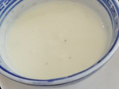 香滑凤凰奶-周大娘牛乳(旧寨古村总店)