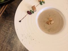 -HIGH FIVE哈福手工汉堡(桂林路店)