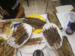 -覃记海鲜美食餐厅