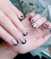 -一奈日式美甲美睫专门店