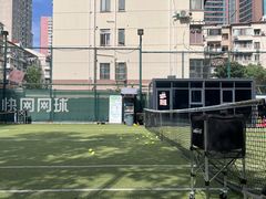 -快网网球俱乐部(长宁区金桥花园球场)