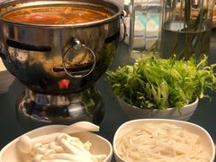 -滇越乘象云南餐厅(豆各庄店)