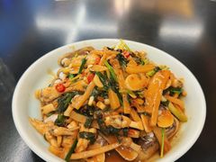 -蚝美人·生蚝海鲜烧烤(茶花园店)