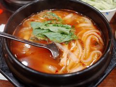 砂锅韭叶粉-猪脑壳凉面(武陵源店)