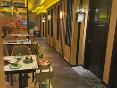 -润园四季椰子鸡火锅(卓越INTOWN店)