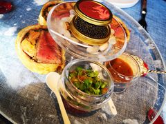 惠灵顿牛排-弦月窗LUNETTE BY AMANDA(复兴路店)