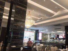 -万龙洲海鲜(大兴绿地缤纷城店)