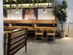 -必胜客(百联又一城店)