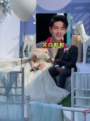 点击看大图 -伯瓷皇后婚纱艺术空间