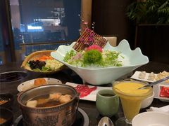 -金陵饭店 56F 家·海鲜火锅餐厅
