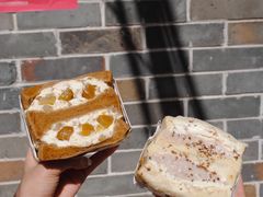 -沁屋面包店(人民东路店)