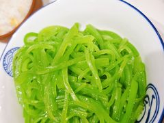 清炒莴笋丝-潇湘阁(昆泰国际大厦店)