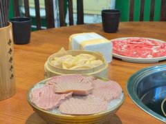 -扎起市井老火锅(乐山总店)