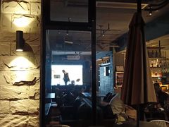 -弥庐酒吧KTV(庐山店)